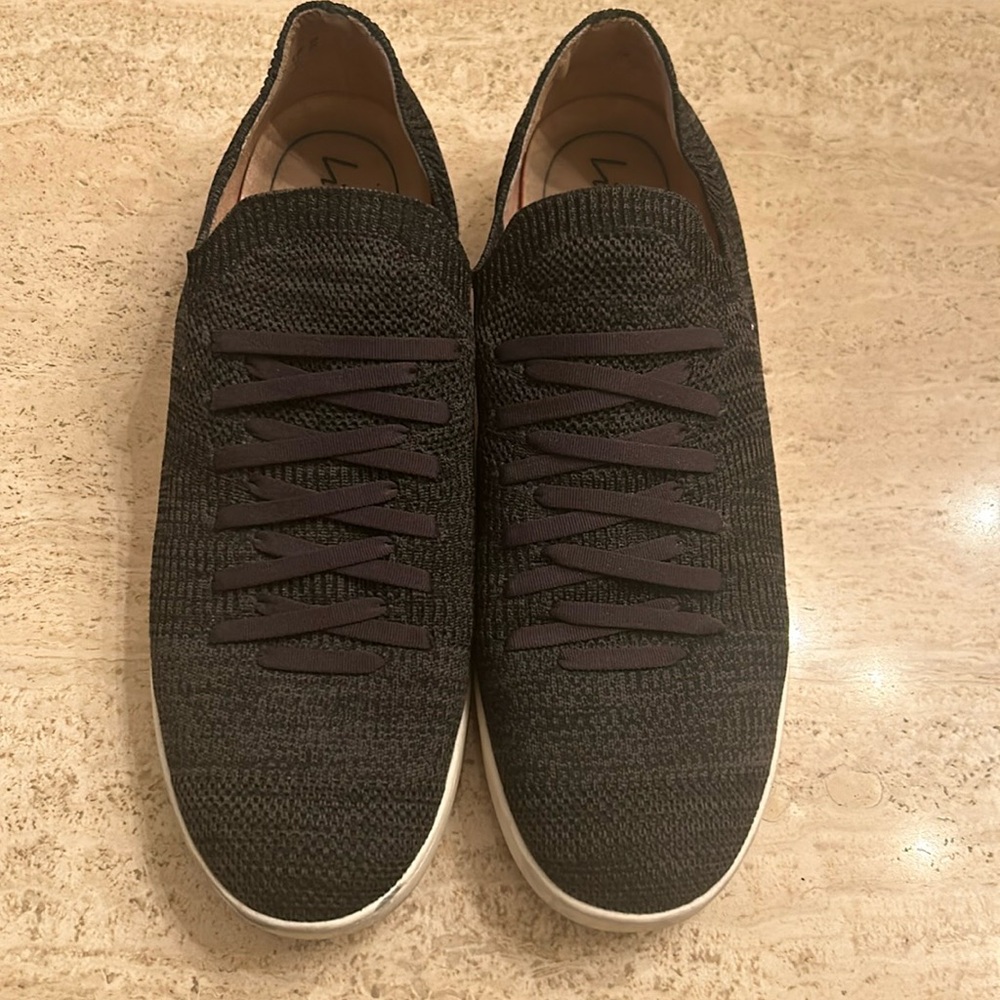 LifeStride Black Esme 2 Slip-on Sneakers ~Size 11M